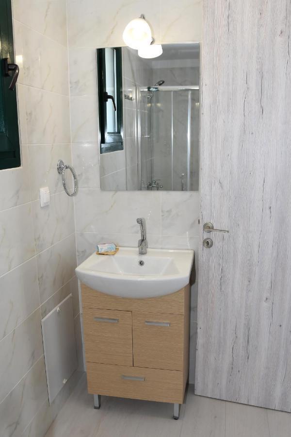 Karinta Bay Apartments Extérieur photo