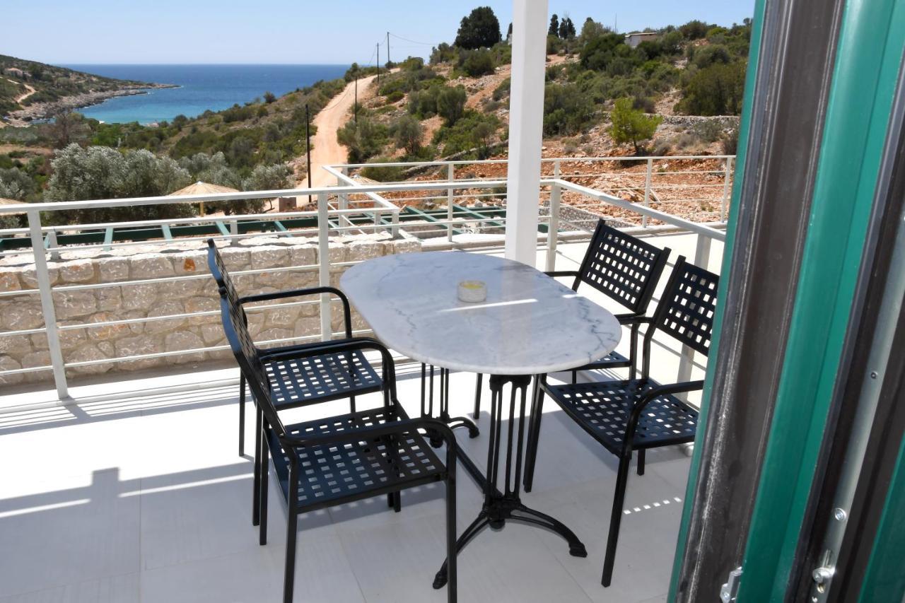 Karinta Bay Apartments Extérieur photo