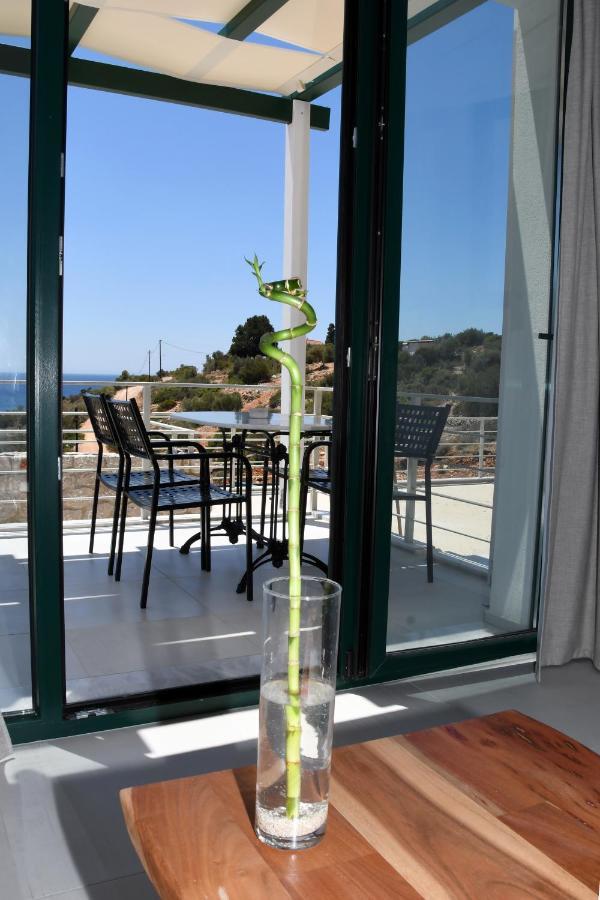 Karinta Bay Apartments Extérieur photo