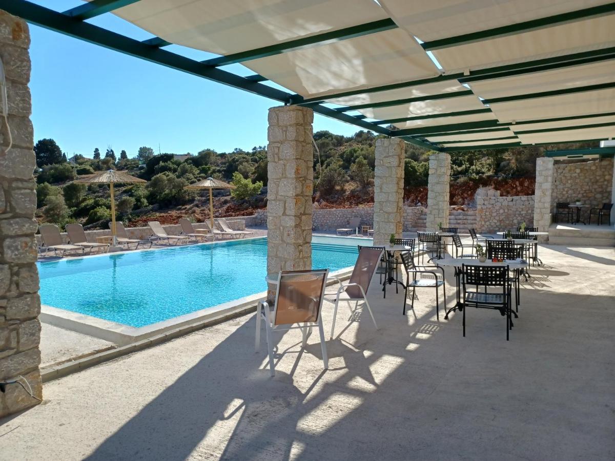 Karinta Bay Apartments Extérieur photo